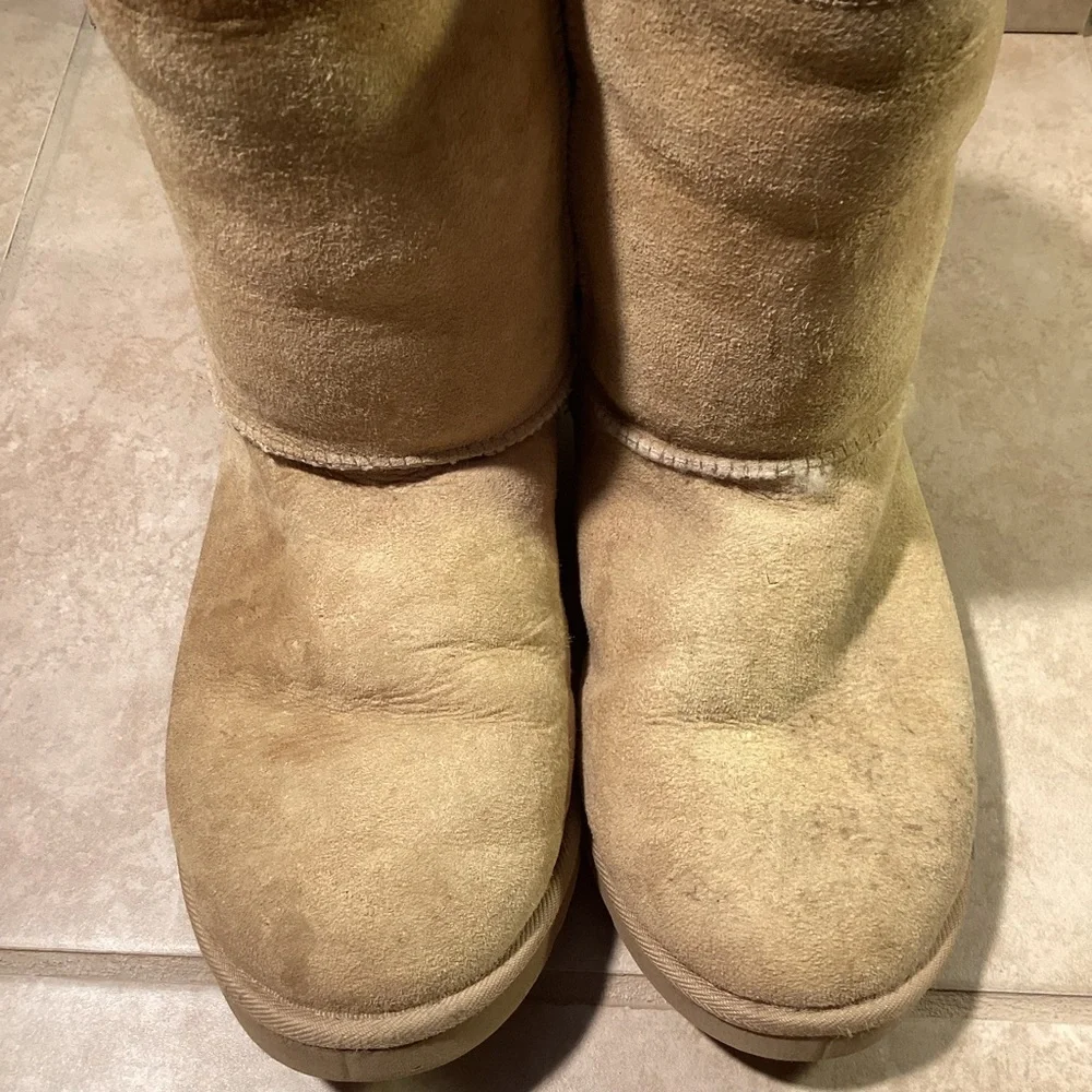 Ugg Y2K Tan Men’s Boot Size 9